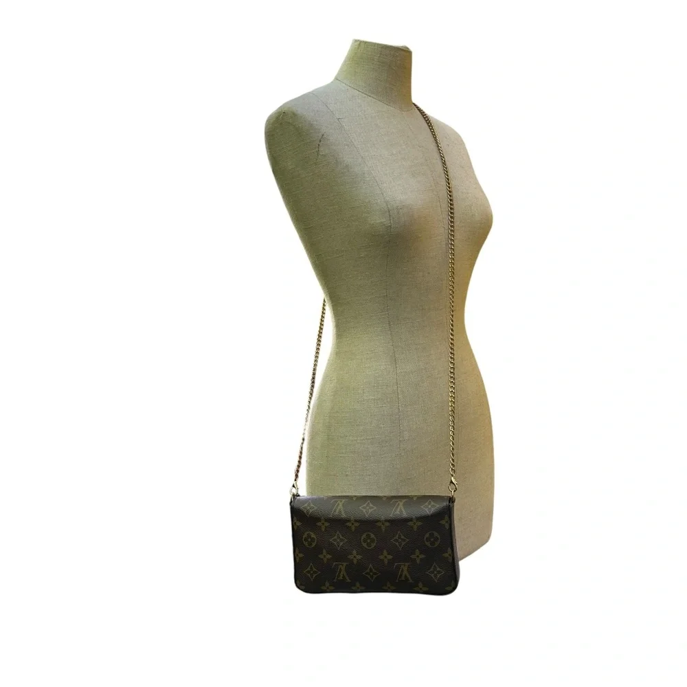 Genuine LOUIS VUITTON Pochette Felicie Monogram Canvas Clutch Bag Authenticated - Picture 15 of 16